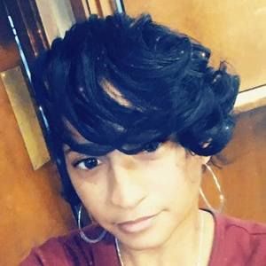 Meet your Posher, Marie